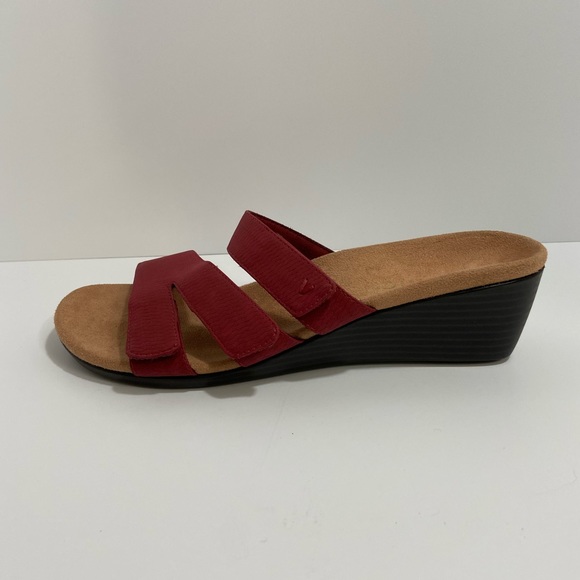 🆕VIONIC ADJUSTABLE STRAP WEDGE SHOE-SANDLE YOU ARE GOING TO LOVE THE COMFORT. - Picture 4 of 10